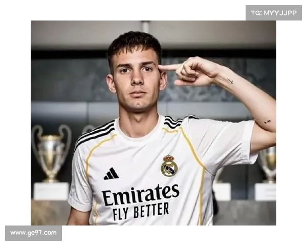 马斯坦托诺有望继承姆巴佩空缺的9号球衣引发关注