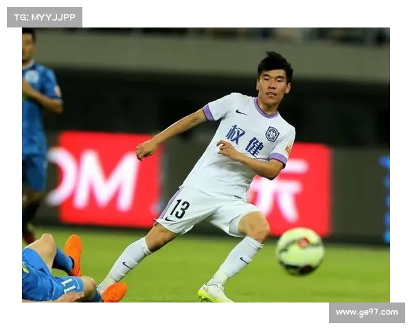 天津津门虎队长王秋明复出首战精彩破门助力球队逆袭